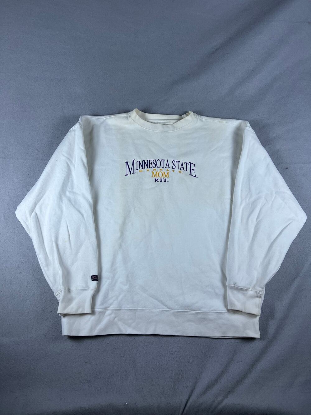 Vintage Minnesota State Mankato Sweatshirt Mens XL White Embroidered Spellout